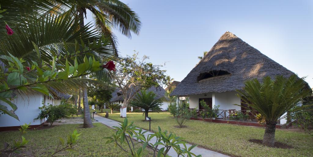 Uroa Bay Beach Resort Zanzibar Extérieur photo