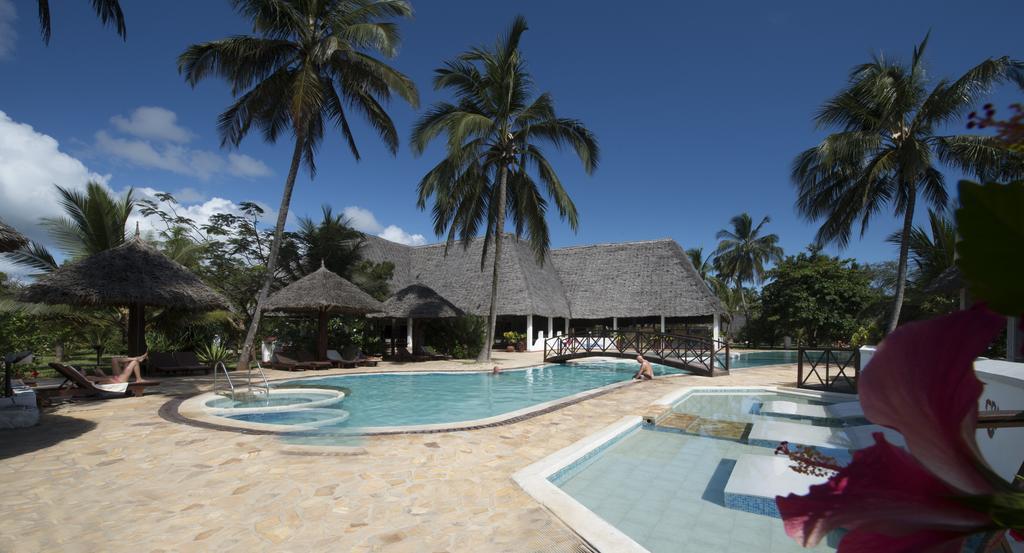 Uroa Bay Beach Resort Zanzibar Extérieur photo