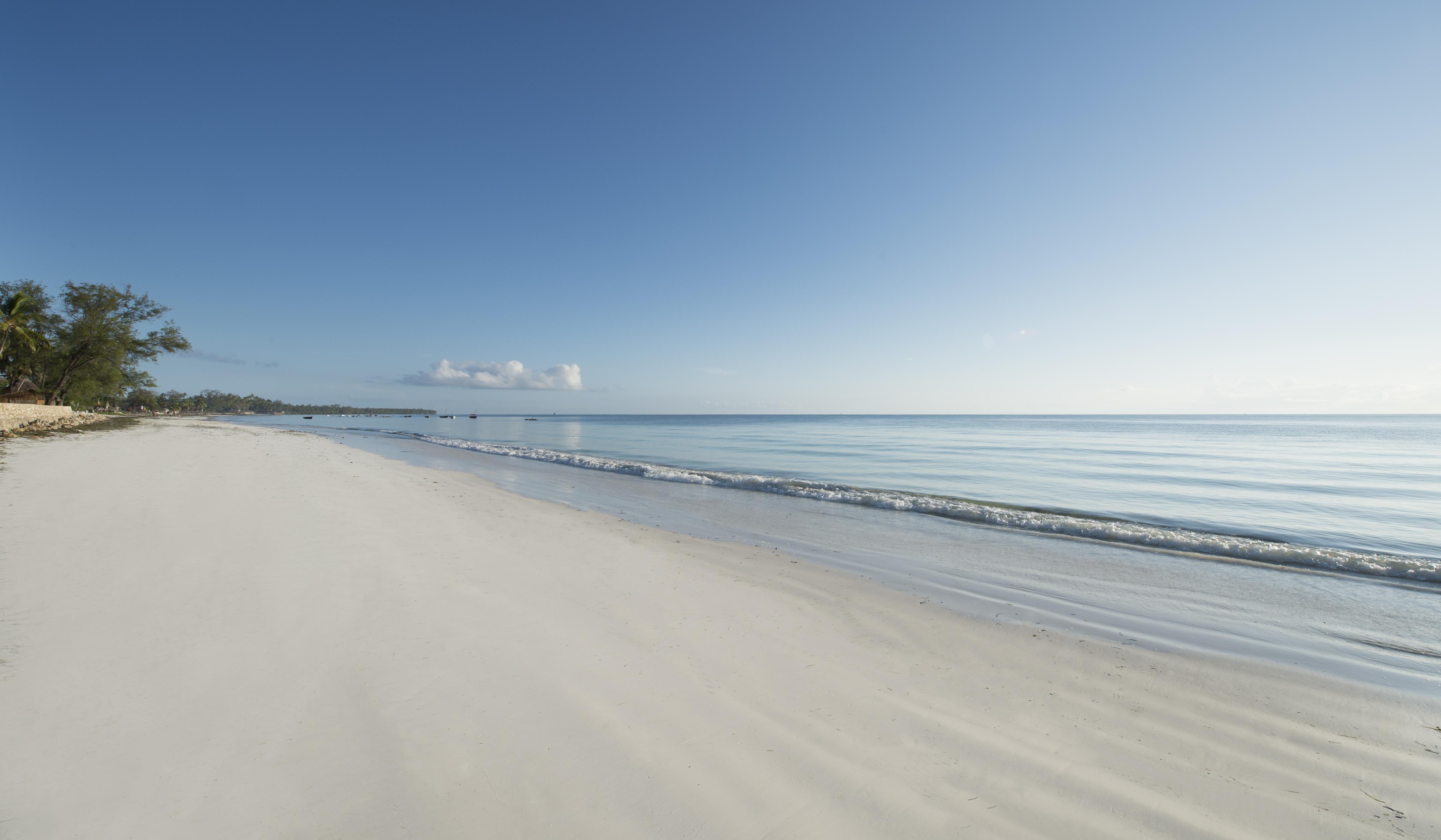 Uroa Bay Beach Resort Zanzibar Extérieur photo