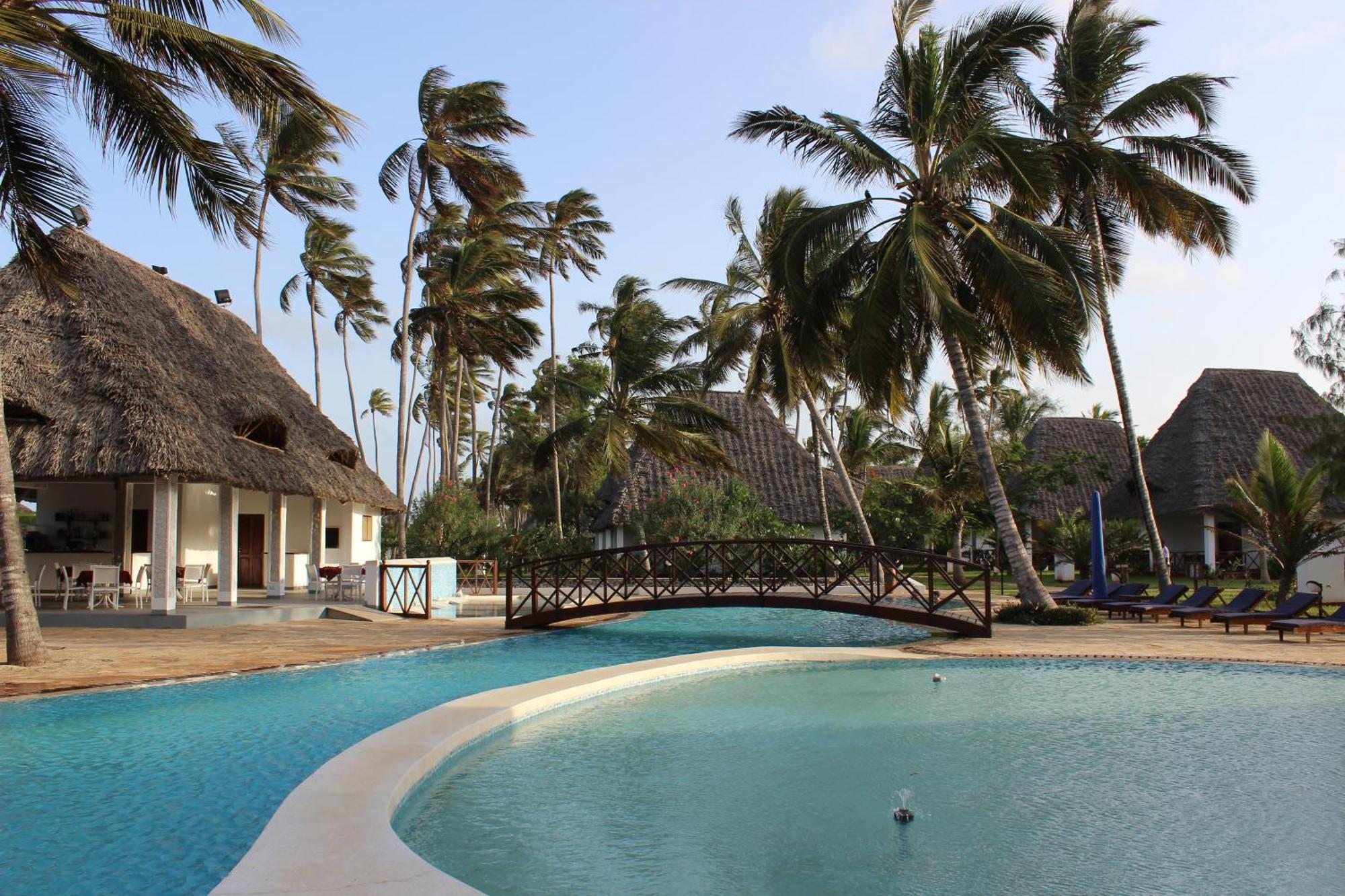 Uroa Bay Beach Resort Zanzibar Extérieur photo