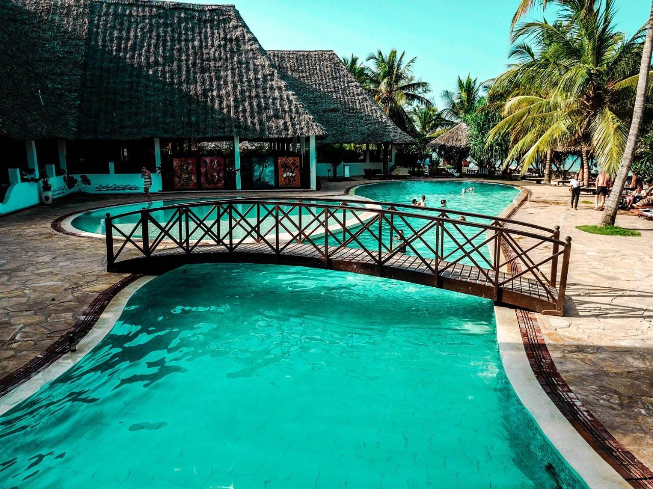 Uroa Bay Beach Resort Zanzibar Extérieur photo