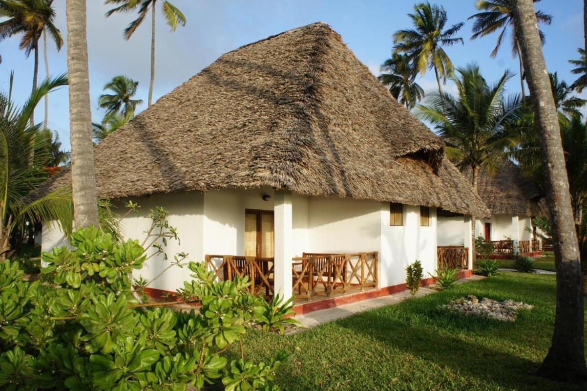 Uroa Bay Beach Resort Zanzibar Extérieur photo